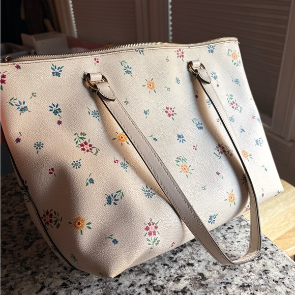 Coach Floral Print Tote Bag Limited Edition Large Shoulder Bag - Picture 3 of 7